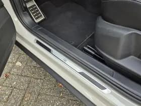 Volkswagen T-Roc thumbnail 29