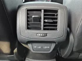 Volkswagen T-Roc thumbnail 34