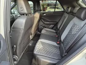 Volkswagen T-Roc thumbnail 8