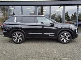 Mitsubishi Outlander thumbnail 23
