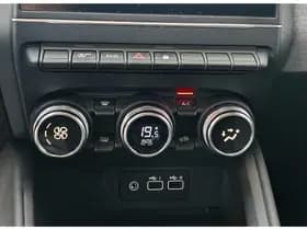Mitsubishi Colt thumbnail 12