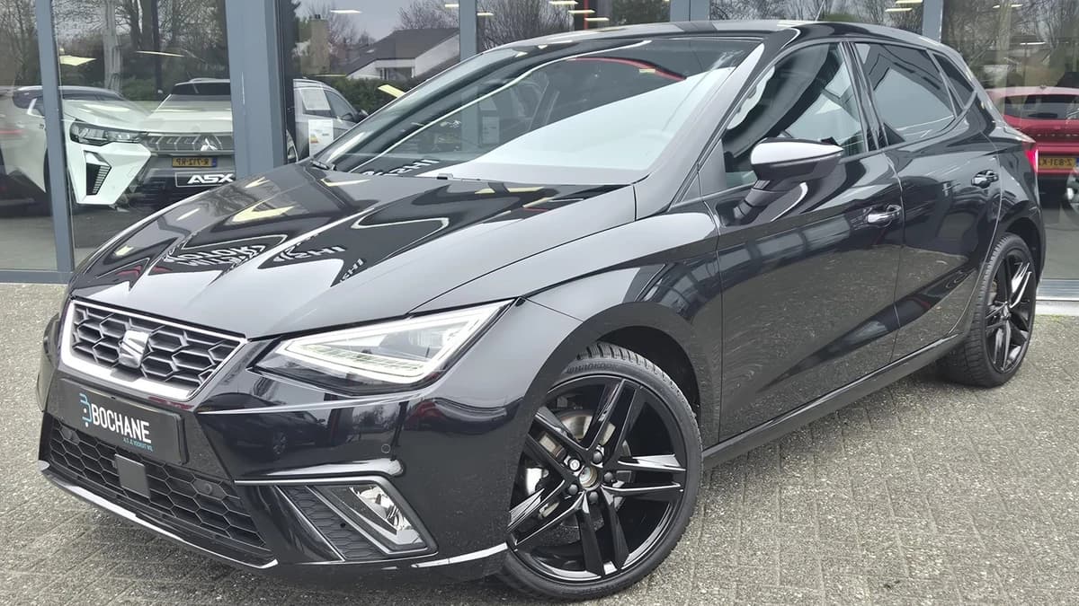 SEAT Ibiza — foto 1