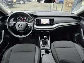 Škoda Octavia thumbnail 3