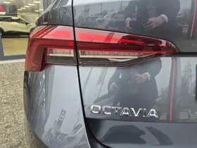 Škoda Octavia thumbnail 39
