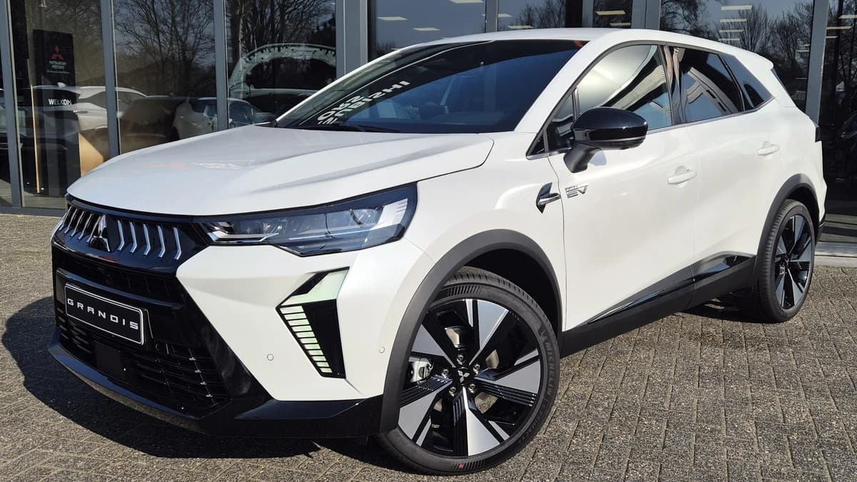 Mitsubishi Grandis — foto 1