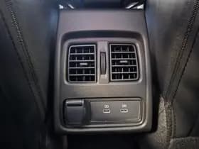 Mitsubishi Grandis thumbnail 36