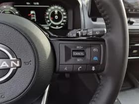 Nissan Qashqai thumbnail 24