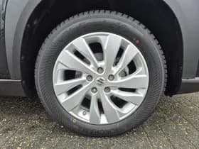 Suzuki S-Cross thumbnail 28