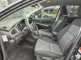 Suzuki S-Cross thumbnail 7