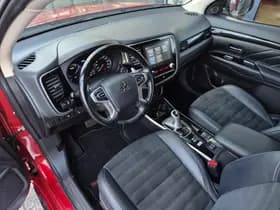 Mitsubishi Outlander thumbnail 25
