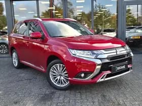 Mitsubishi Outlander thumbnail 5