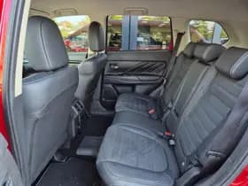 Mitsubishi Outlander thumbnail 8