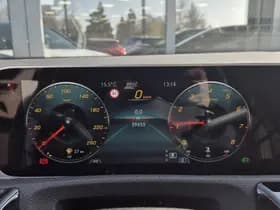 Mercedes-Benz CLA-Klasse thumbnail 4