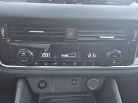 Nissan Qashqai thumbnail 34