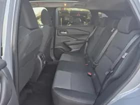 Nissan Qashqai thumbnail 8