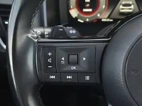 Nissan Qashqai thumbnail 23