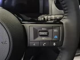 Nissan Qashqai thumbnail 14