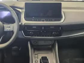 Nissan Qashqai thumbnail 8
