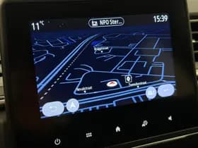 Renault Captur thumbnail 11