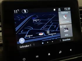 Renault Captur thumbnail 33