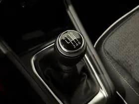 Renault Captur thumbnail 36