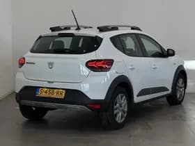Dacia Sandero Stepway thumbnail 2