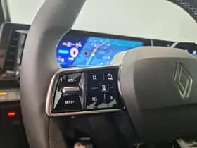Renault Mégane E-Tech thumbnail 19