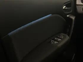 Renault Captur thumbnail 32