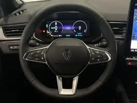 Renault Captur thumbnail 35