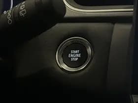 Renault Captur thumbnail 38