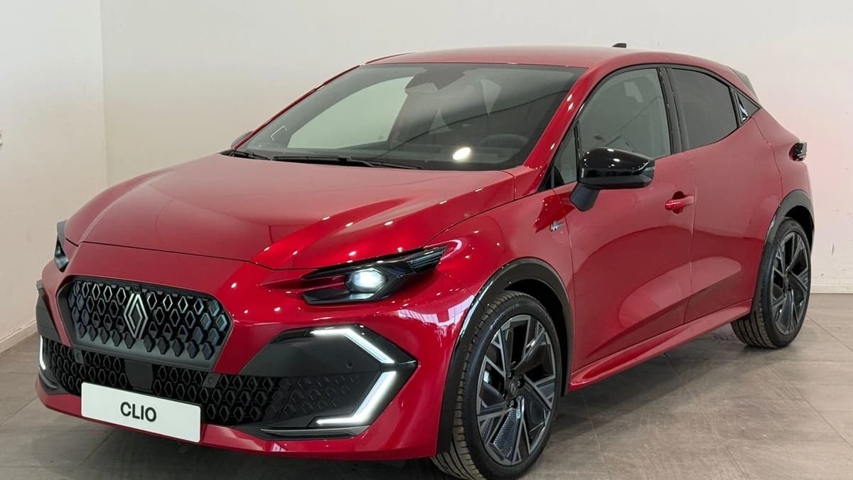 Renault Clio — foto 1