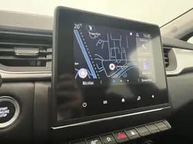 Renault Captur thumbnail 11
