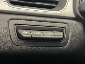 Renault Captur thumbnail 32