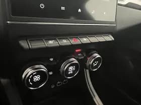 Renault Captur thumbnail 10