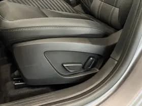 Renault Captur thumbnail 33