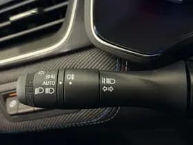 Renault Captur thumbnail 35