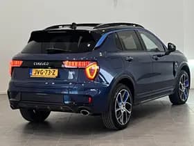 Lynk & Co 01 thumbnail 2