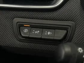 Renault Clio thumbnail 33