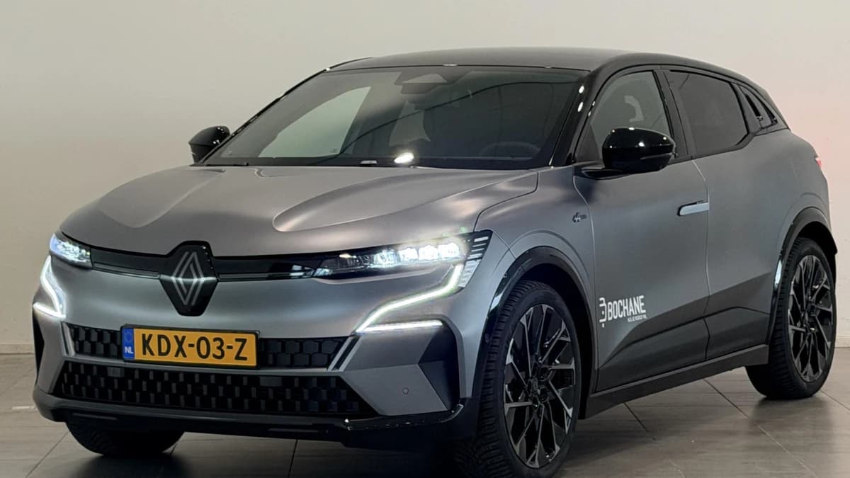 Renault Mégane E-Tech — foto 1