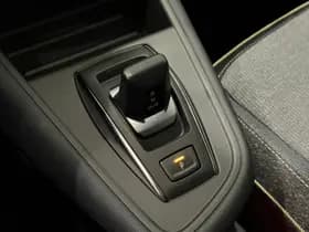 Renault Captur thumbnail 22