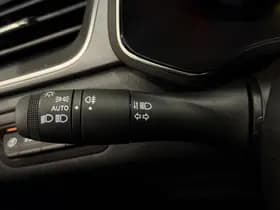 Renault Captur thumbnail 34