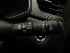 Renault Captur thumbnail 35