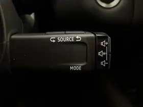Renault Captur thumbnail 36