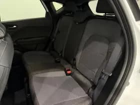 Renault Captur thumbnail 8