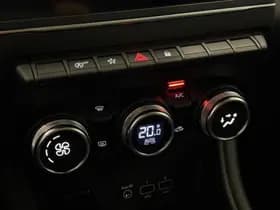 Renault Captur thumbnail 13