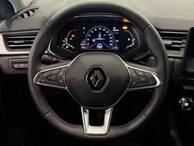 Renault Captur thumbnail 32