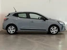 Renault Clio thumbnail 14