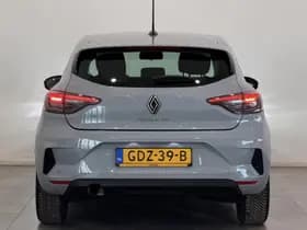 Renault Clio thumbnail 16