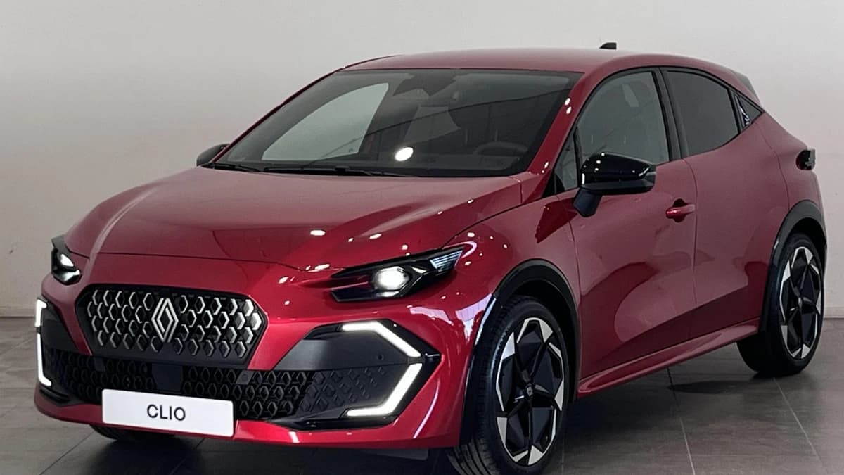 Renault Clio — foto 1