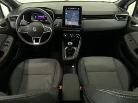 Renault Clio thumbnail 3